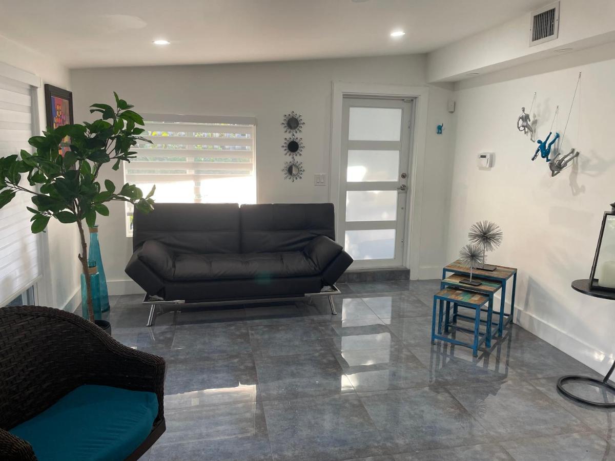 Cozy Triplex Centrally Located Hébergement de vacances Miami